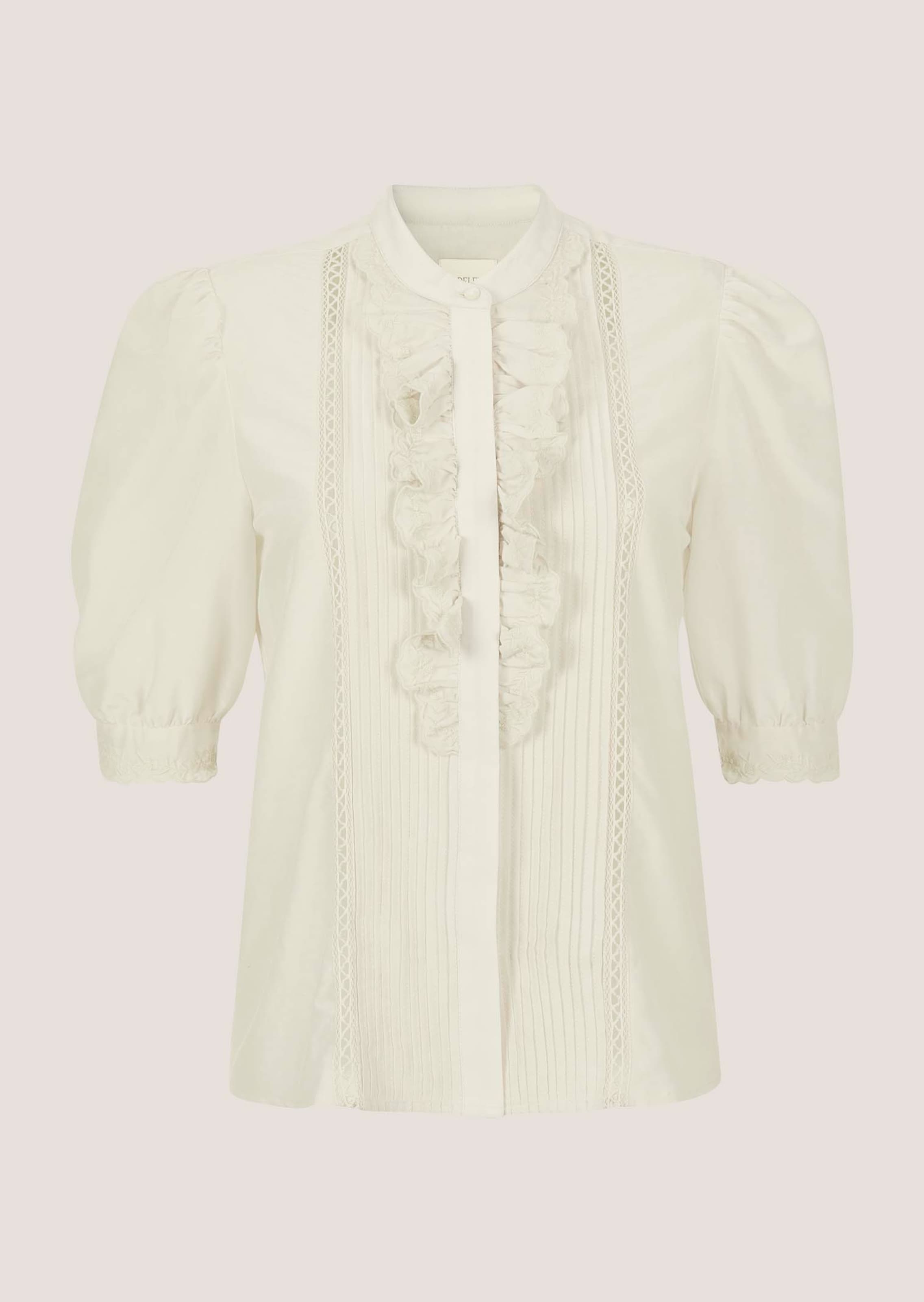 Blouse romantique à volants et broderie