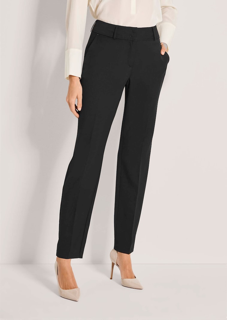 Schurwoll-Hose mit Bügelfalten