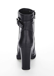 Stiefelette mit dekorativer Schließe thumbnail 4