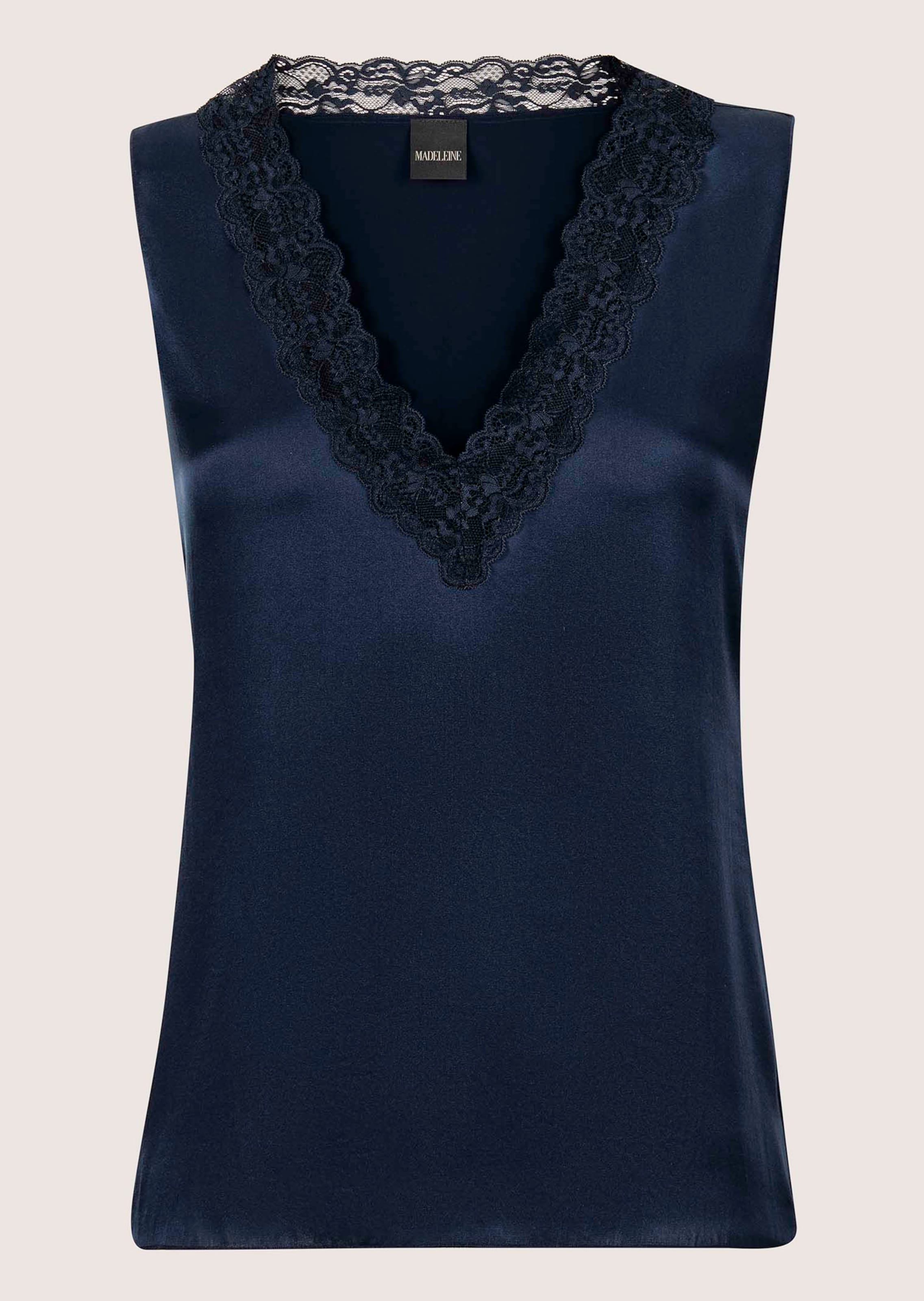 Lingerie-Top mit V-Ausschnitt und edler Spitze