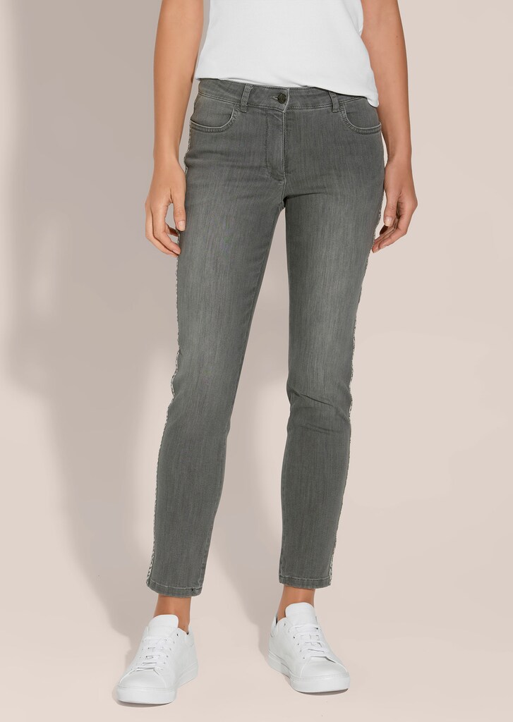 Jeans mit Seitenstreifen