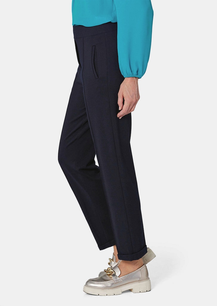 Lässige Schlupfhose 3