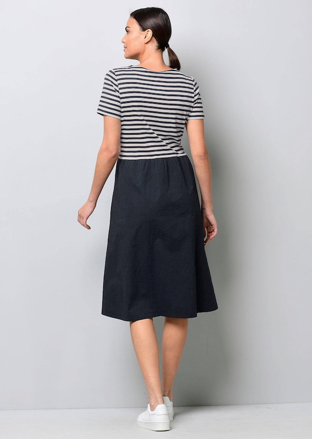 Jerseykleid mit Streifen 2
