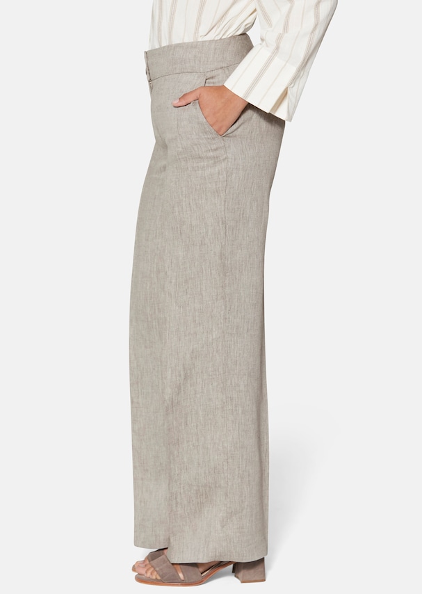 Wide linen trousers with creases 3