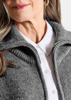 Gilet en tricot thumbnail 5