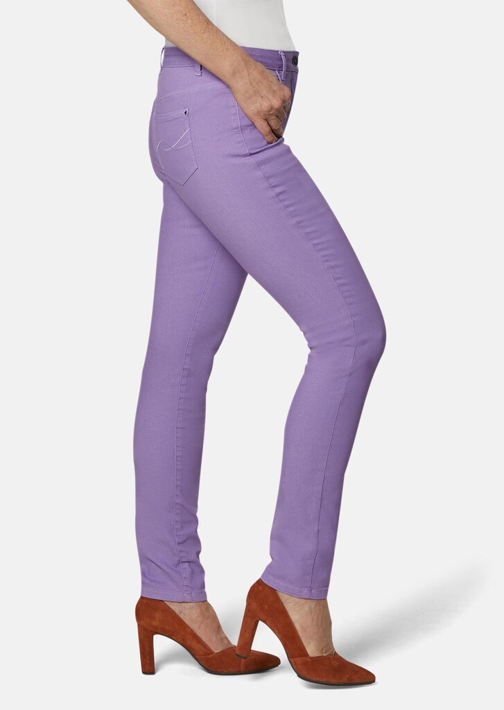 Jeanshose Bella aus superelastischer Qualität für volle Bewegungsfreiheit