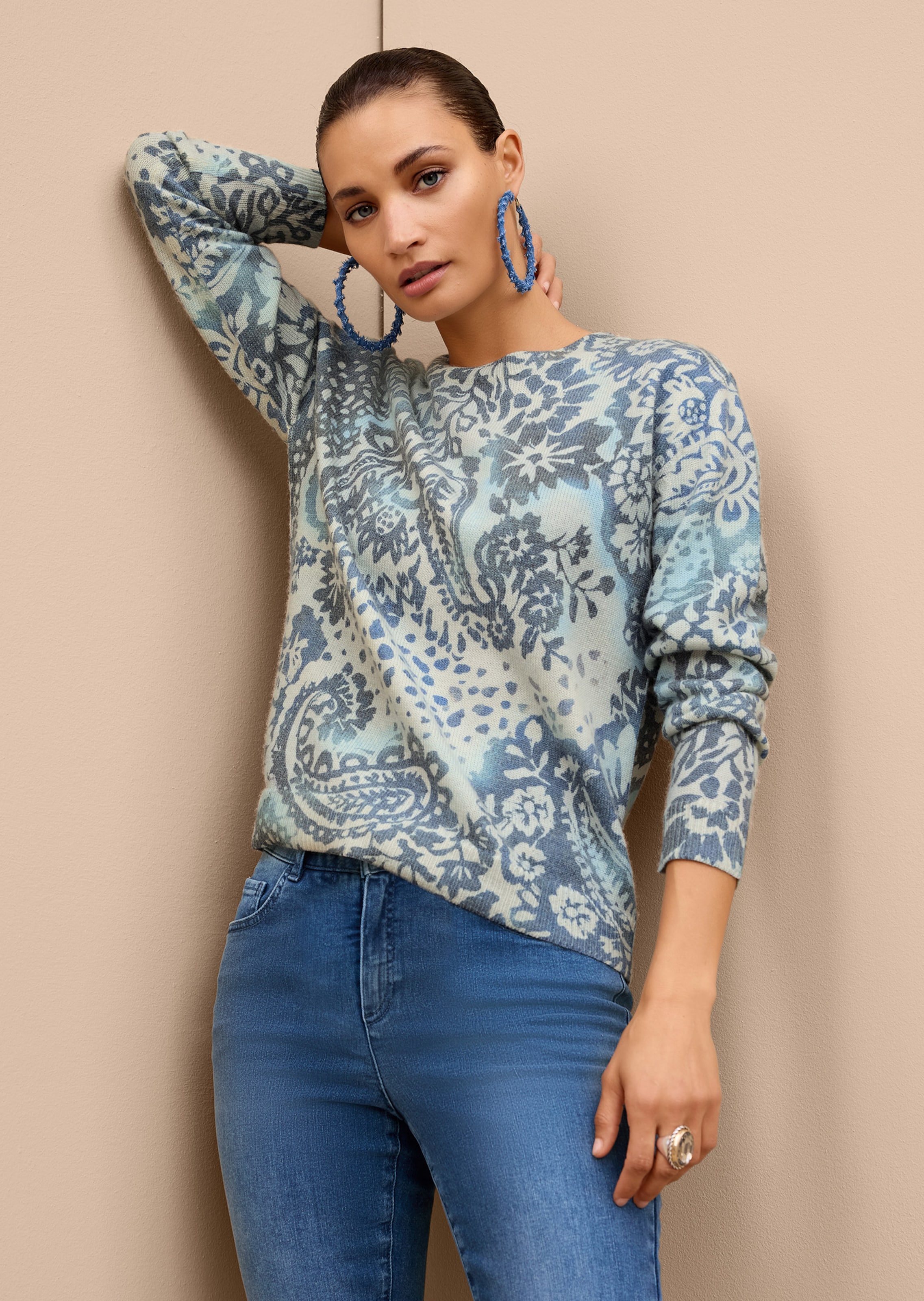 Pullover mit All-over-Print
