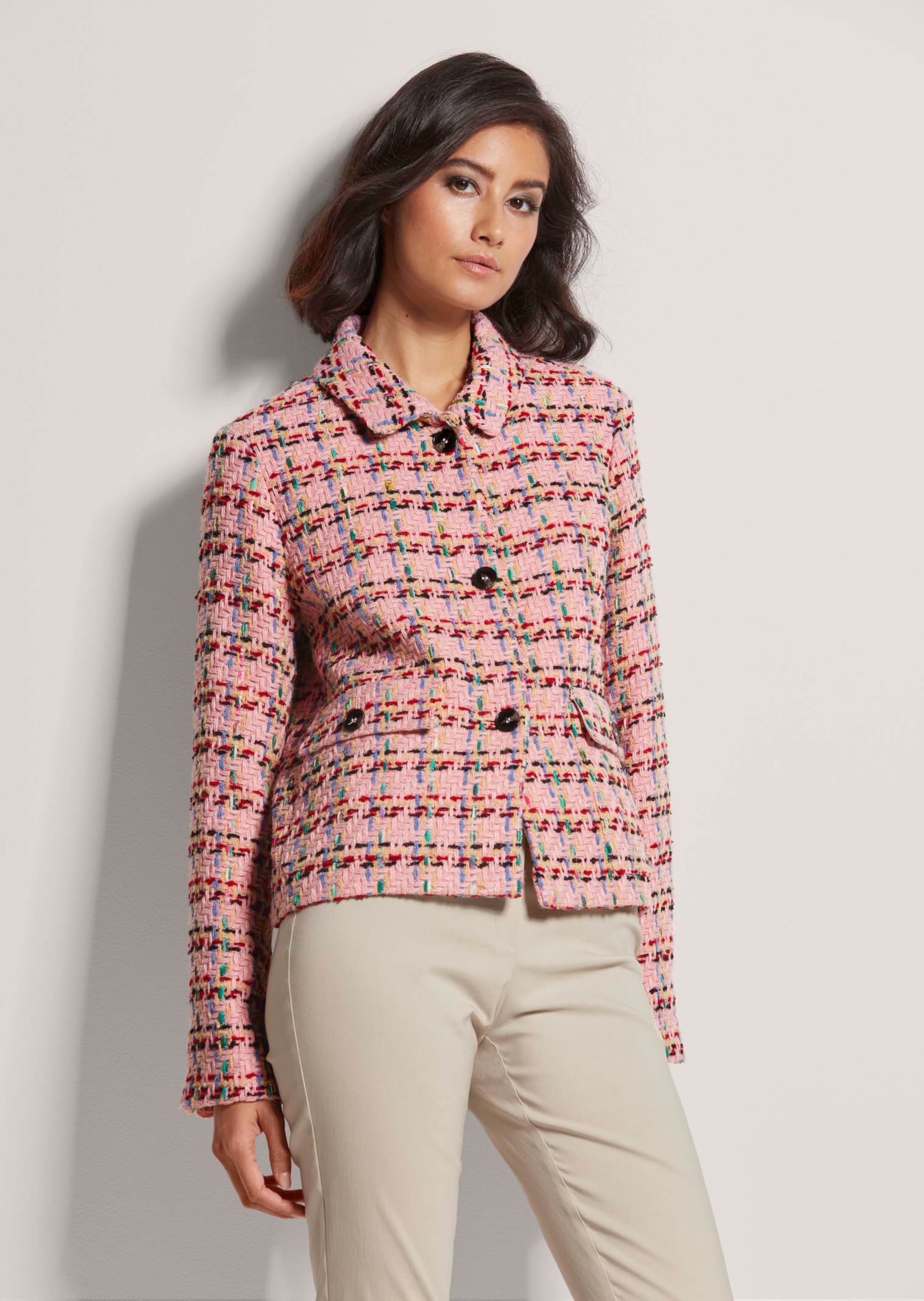 Kurzer Blazer mit Struktur