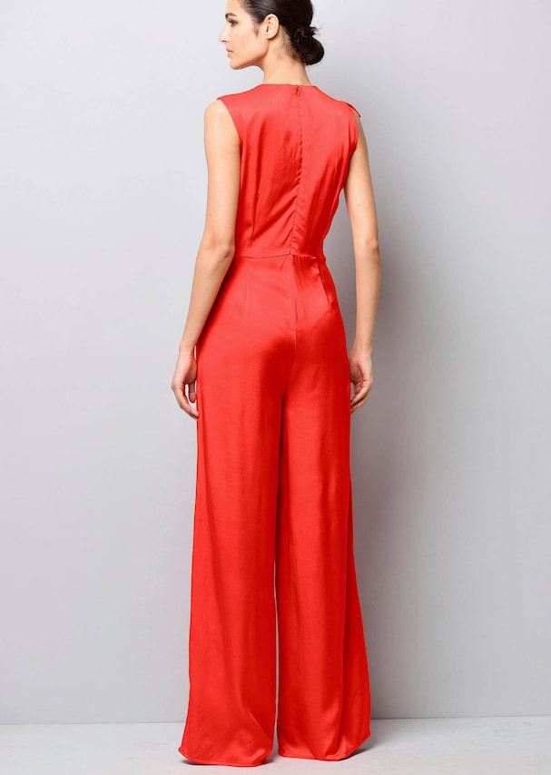 Overall mit Volant am Ausschnitt 1