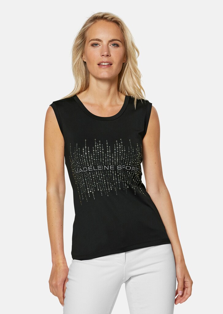 Alternating top with glitter print and logo embroidery