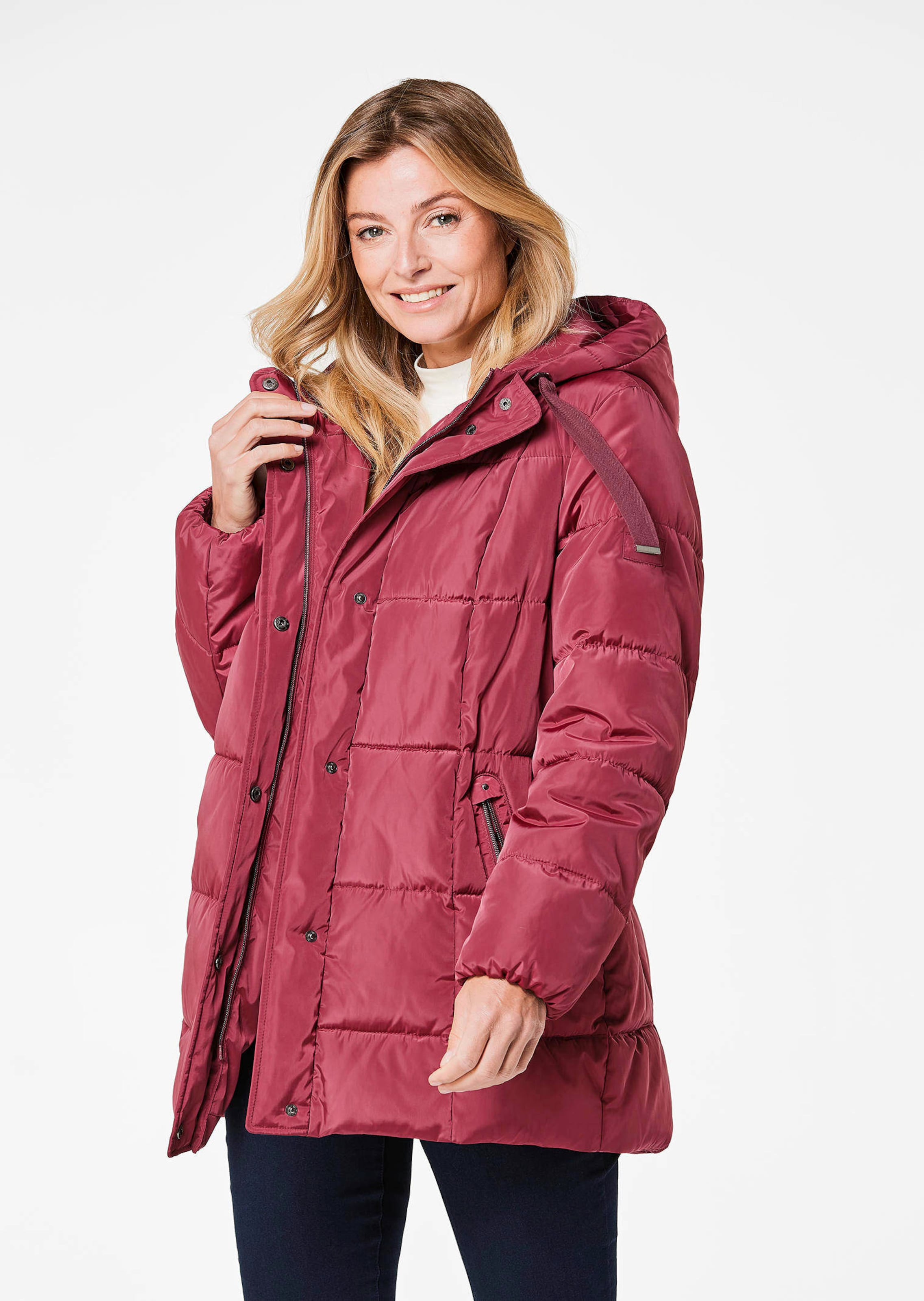 Steppjacke mit Kapuze