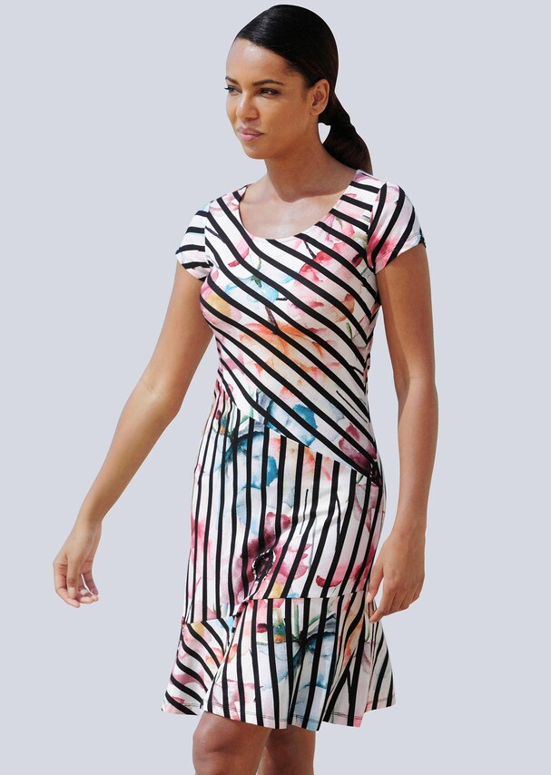 Shirtkleid mit angesagtem Mustermix