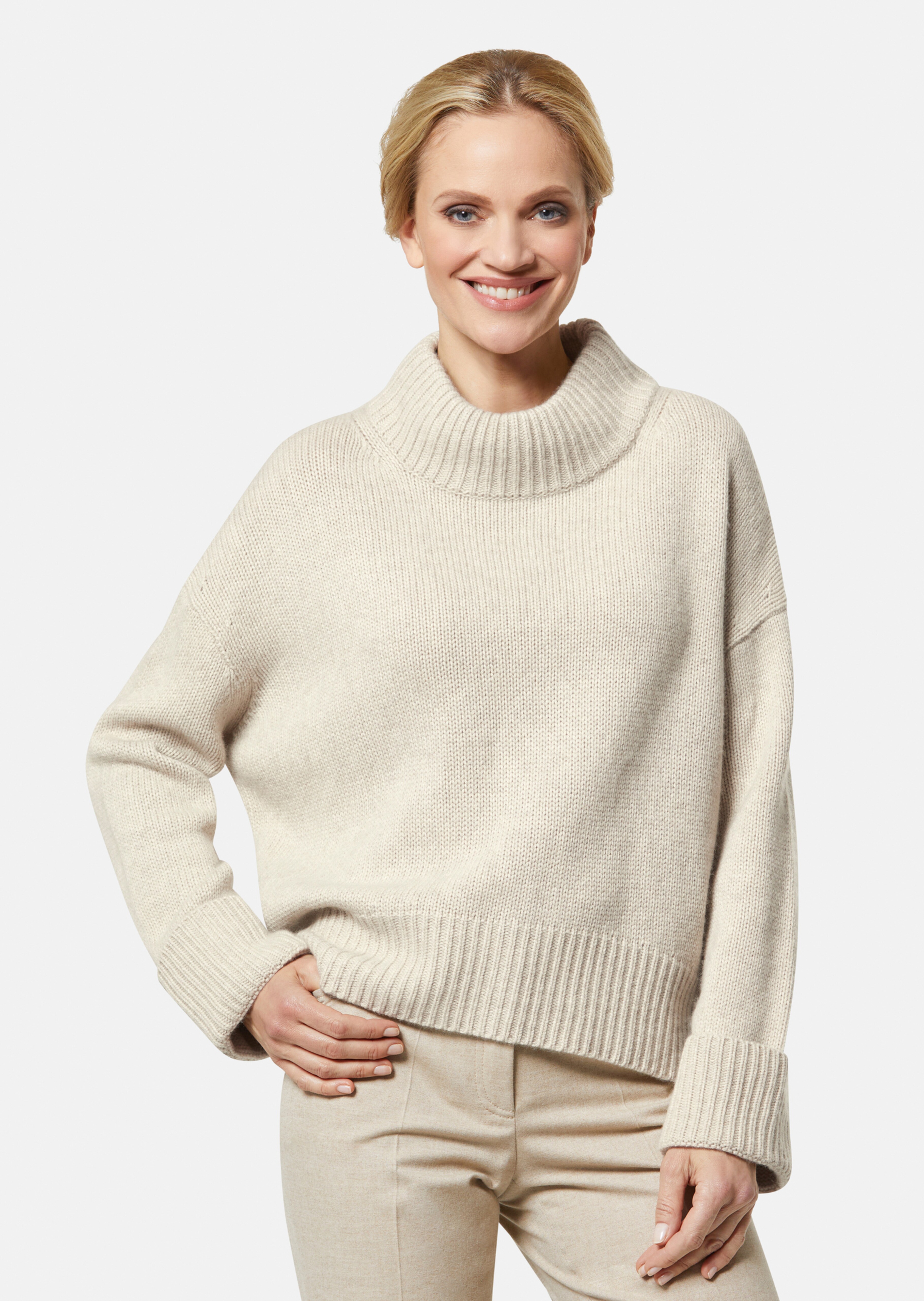 Pullover mit langen Bündchen