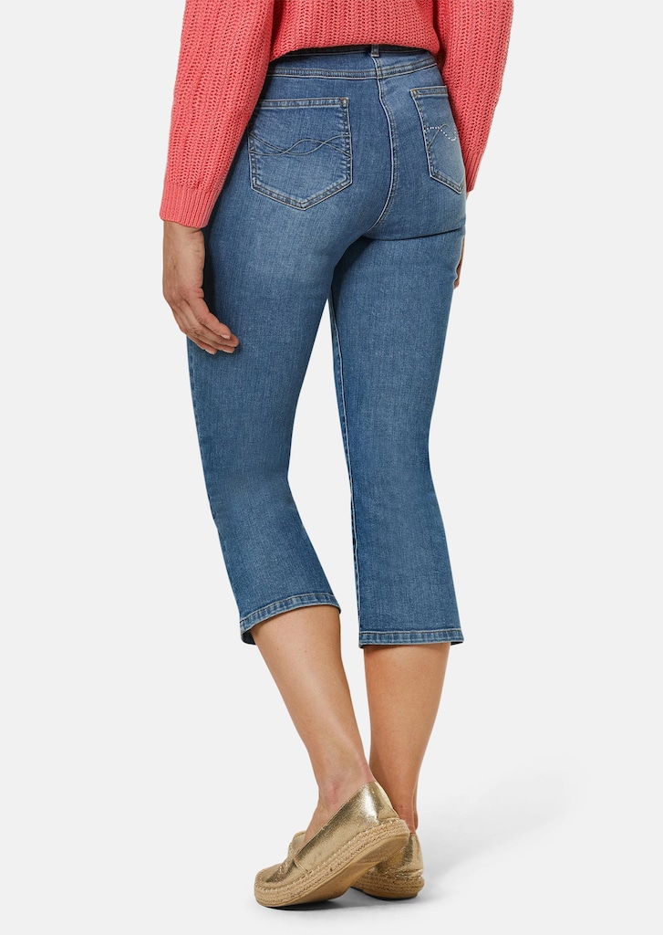 Verkorte jeans met wijd uitlopende zoom 2