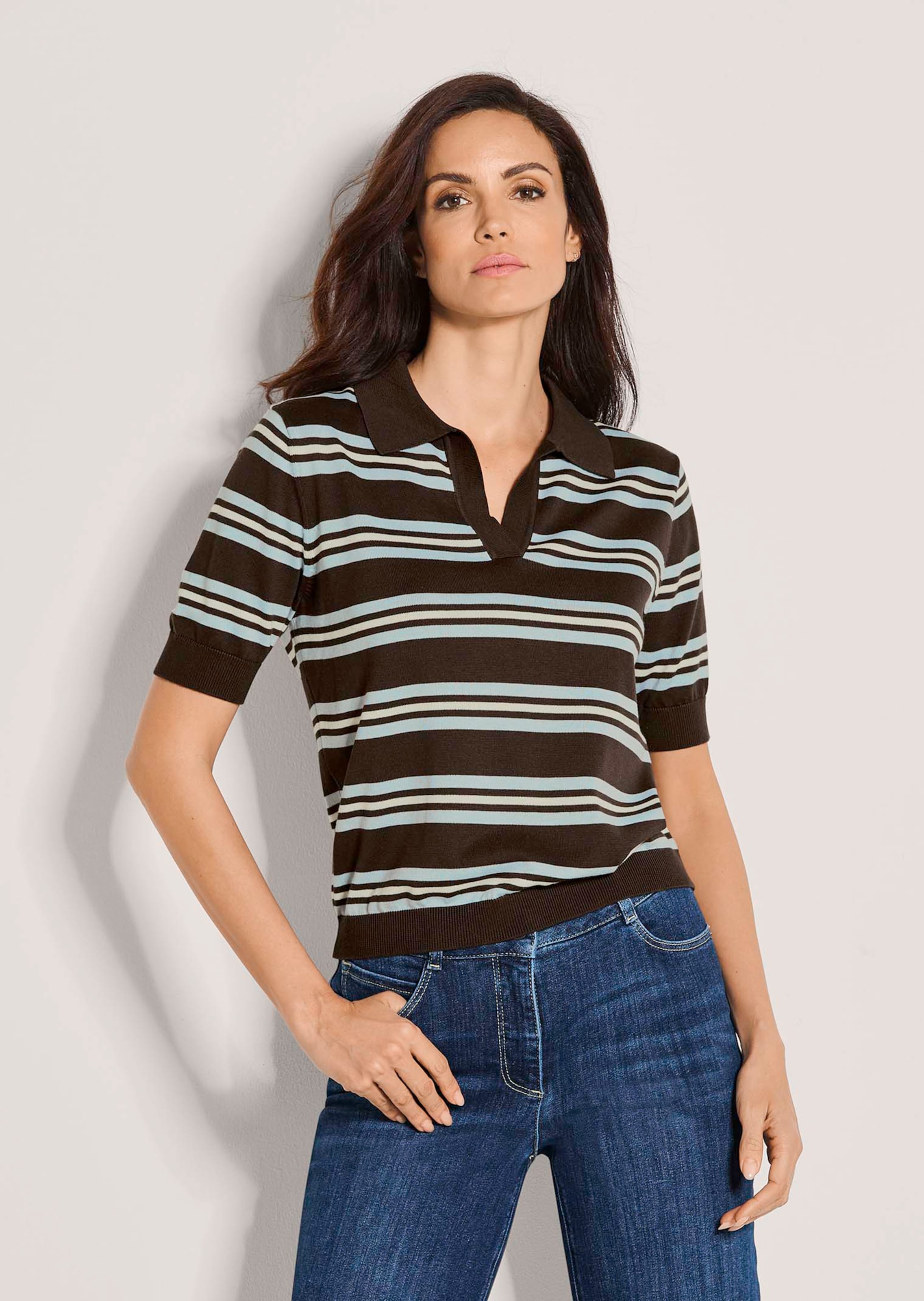 Gestreifter Feinstrick-Pullover mit Polokragen