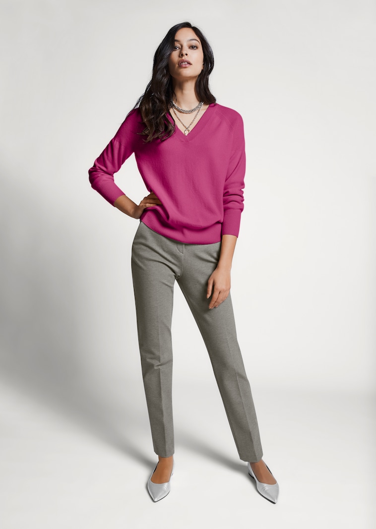 Kaschmirpullover mit V-Ausschnitt