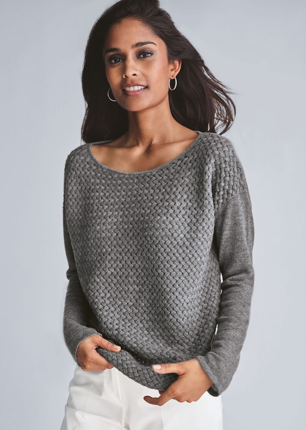 Oversize jumper with braided motif