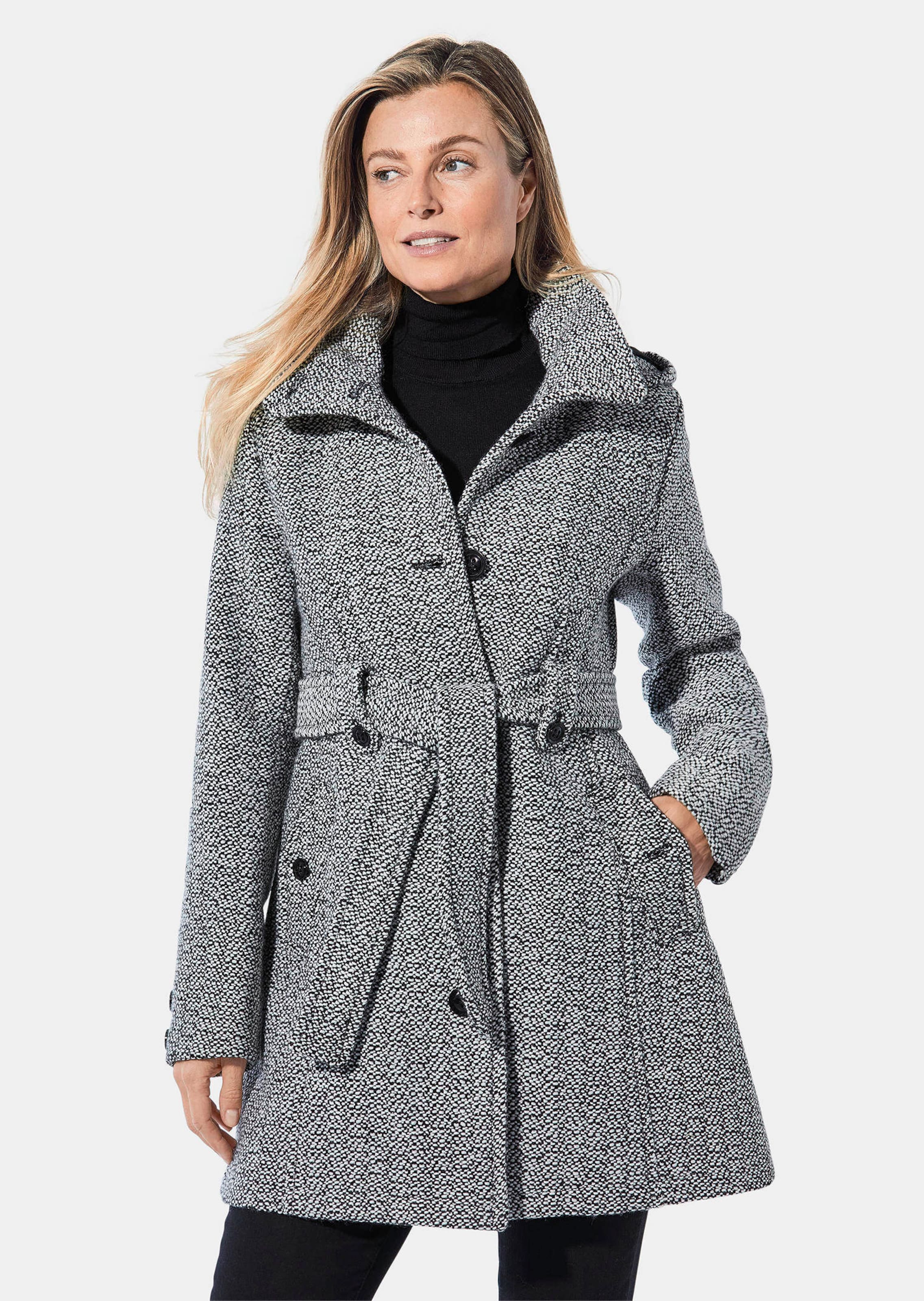 Doux manteau court avec de la laine