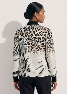 Light jacket thumbnail 3