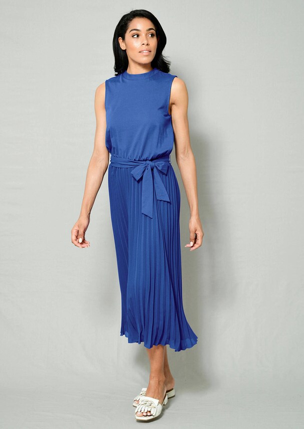 Strandkleid mit plissiertem Rockteil 3