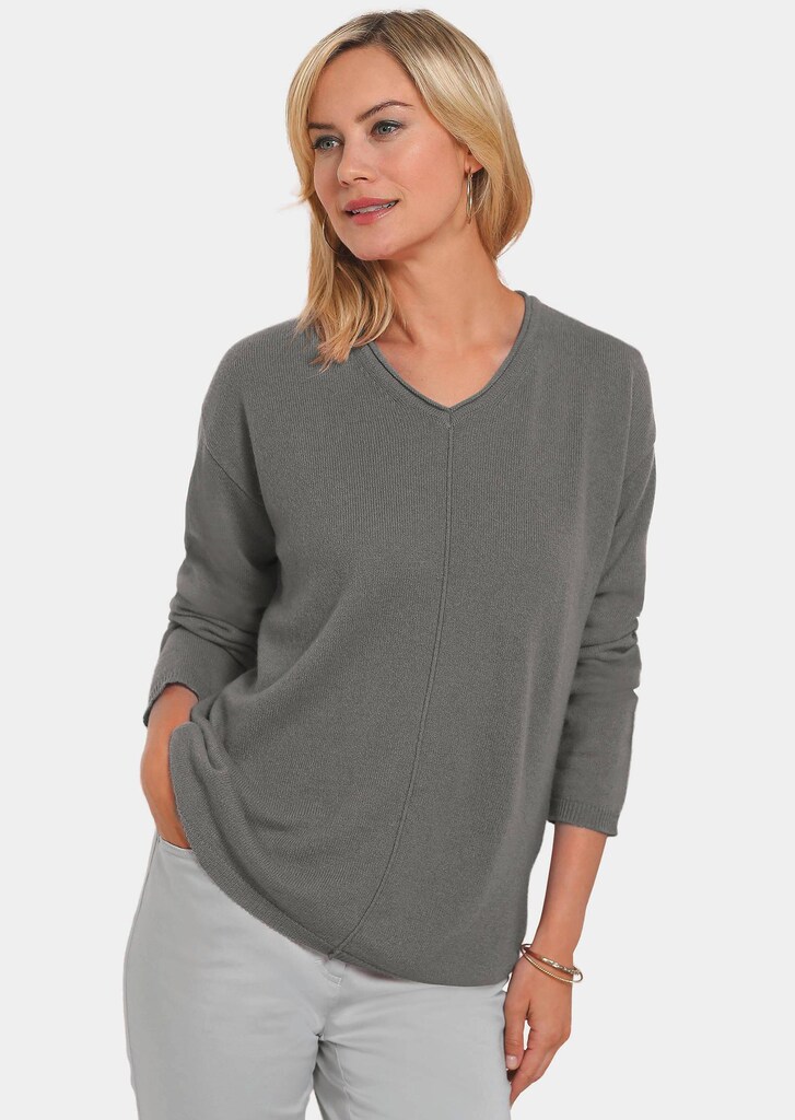 Kaschmirpullover mit V-Ausschnitt