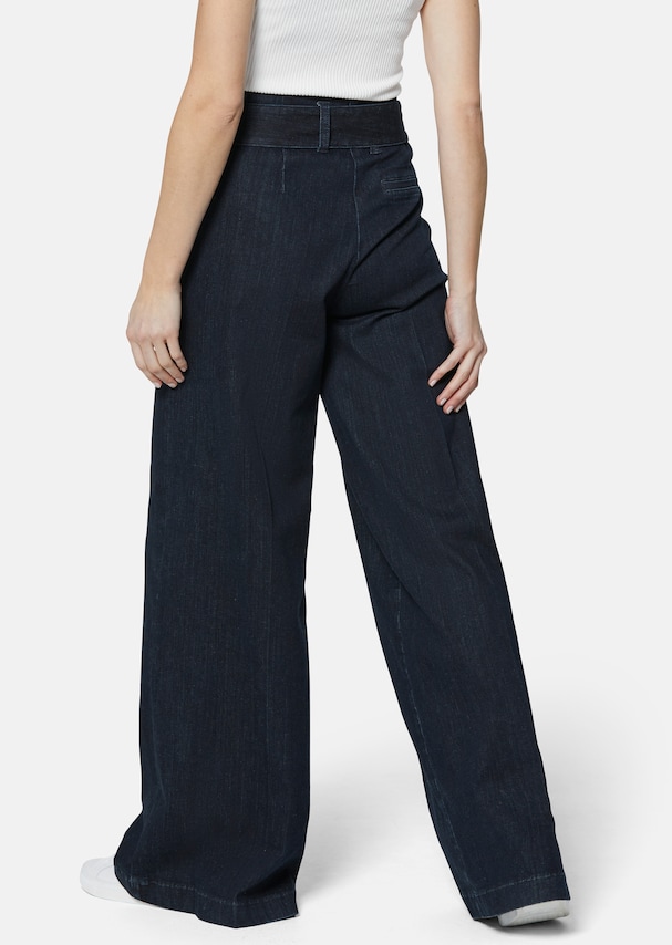 Wide jeans with a high waistband 2