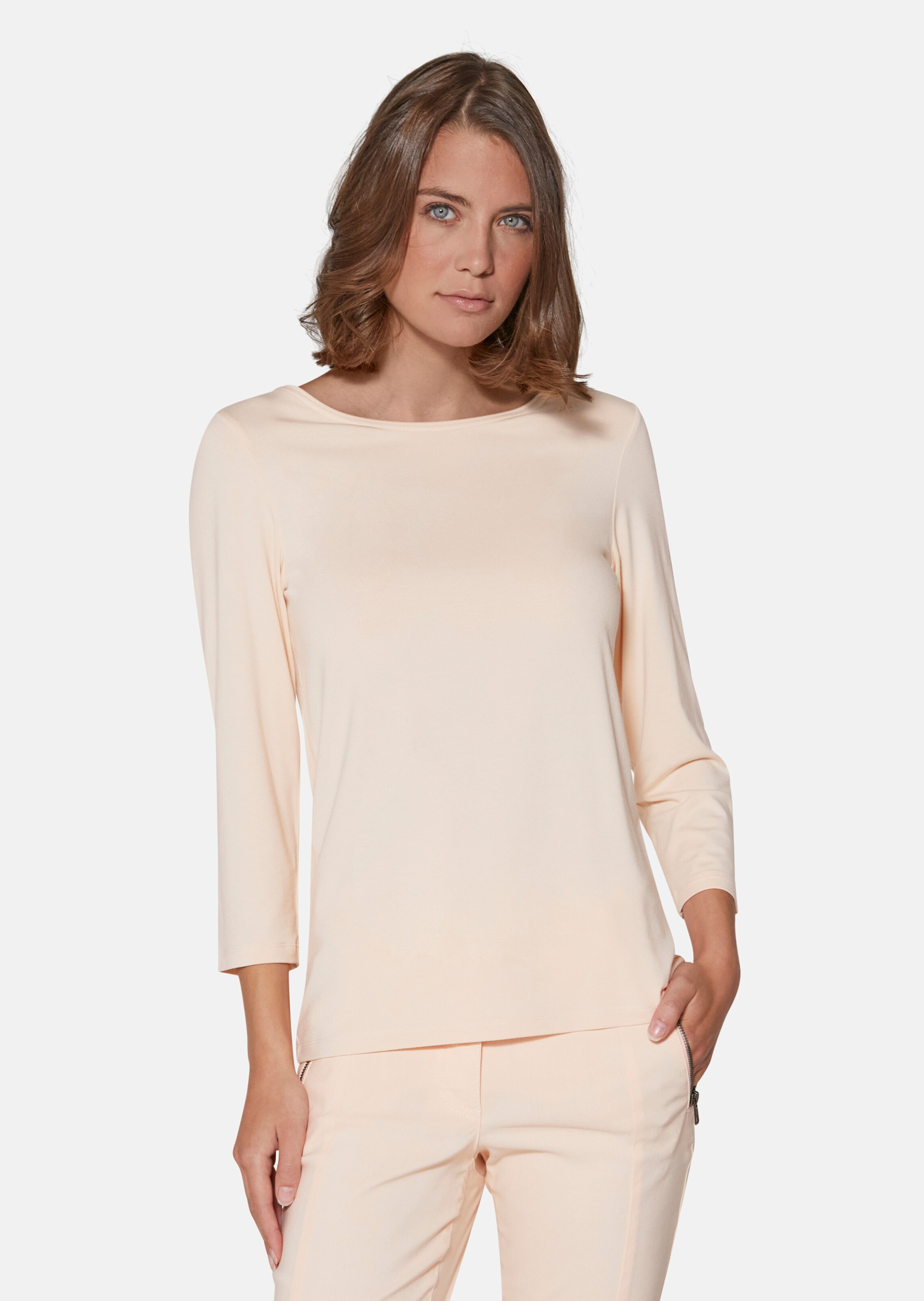 Shirt mit U-Boot-Ausschnitt