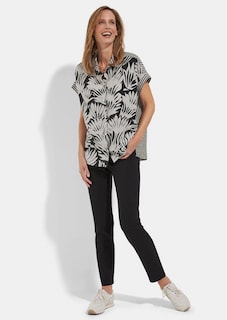 Kurzärmelige Bluse im Mustermix thumbnail 2