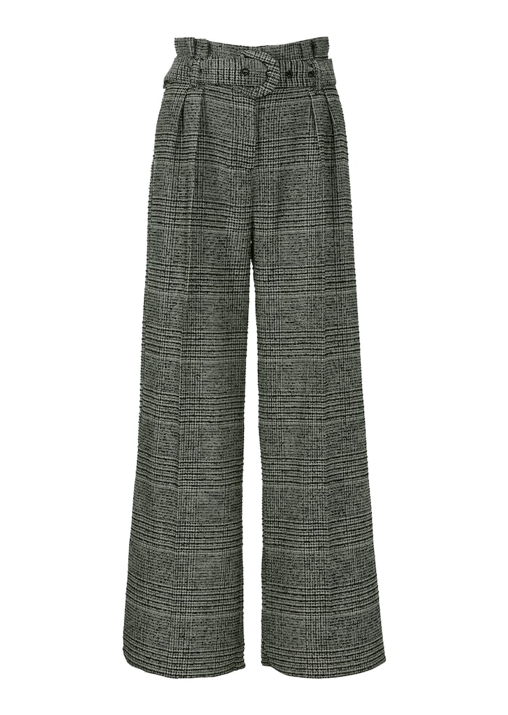 Wide paperbag trousers with a checked pattern