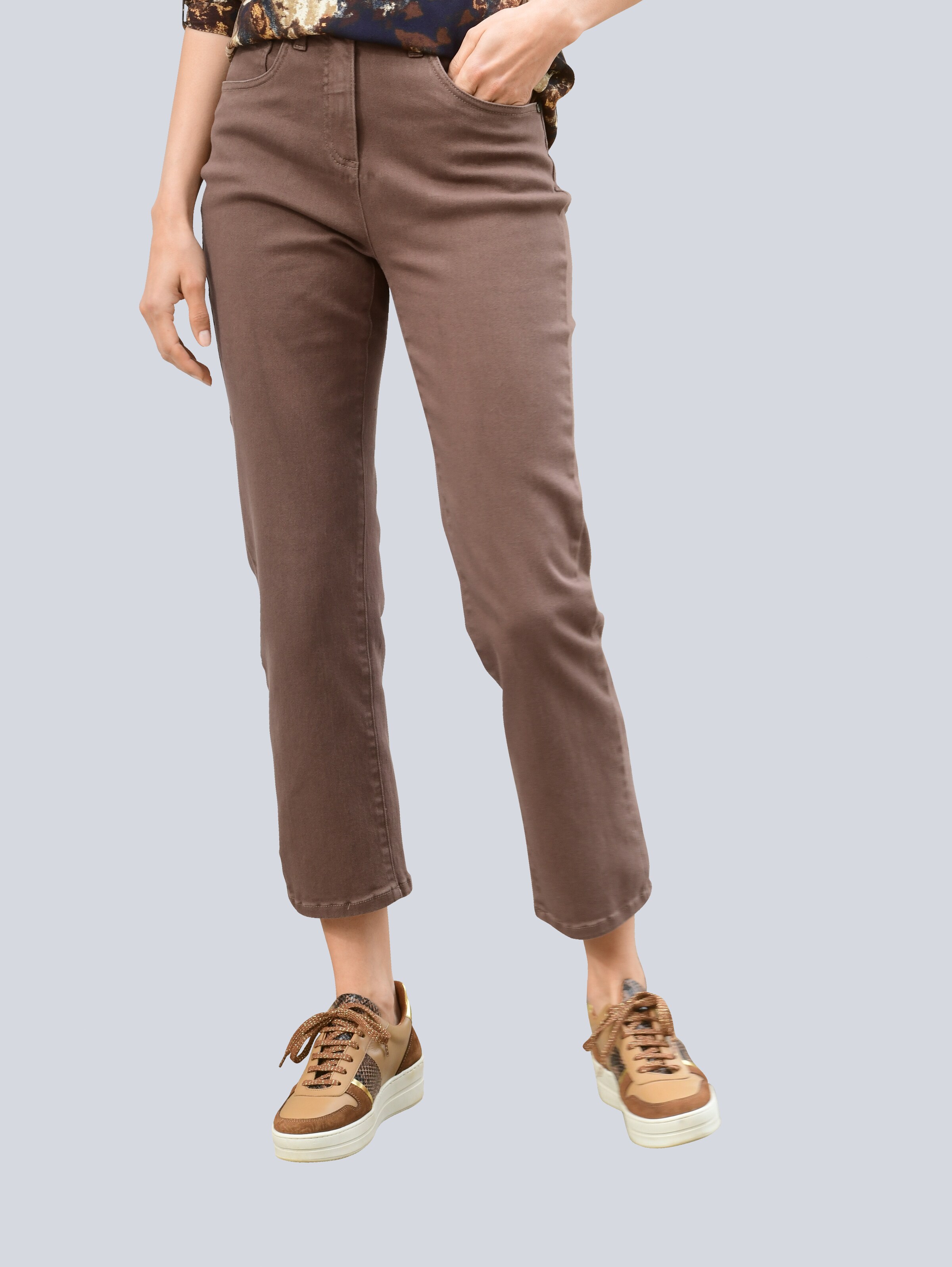 Jeans in dezenter Waschung 4