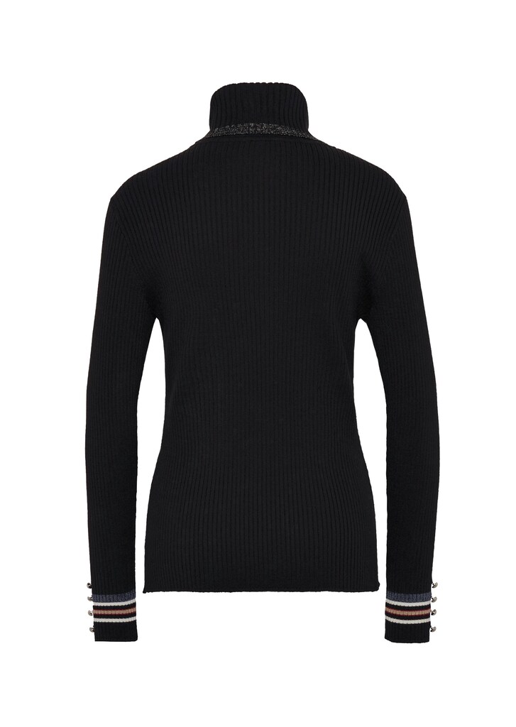 Figurschmeichelnder Rollkragenpullover mit Glanzgarn