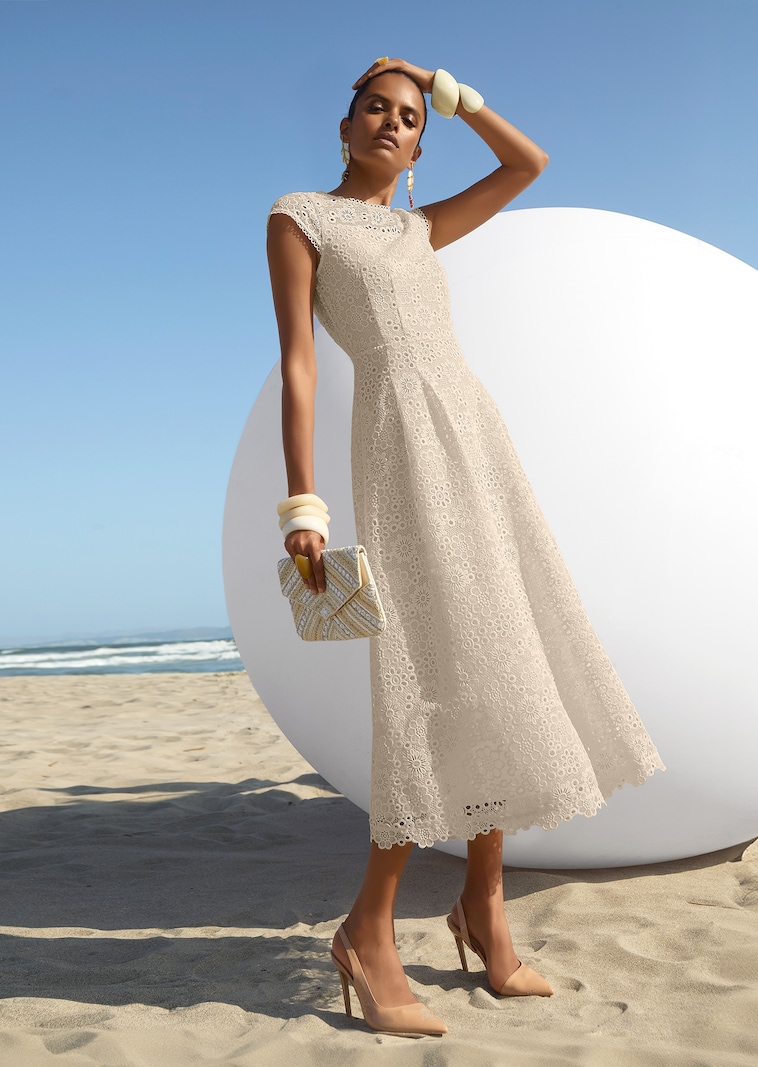 Ärmelloses Spitzenkleid