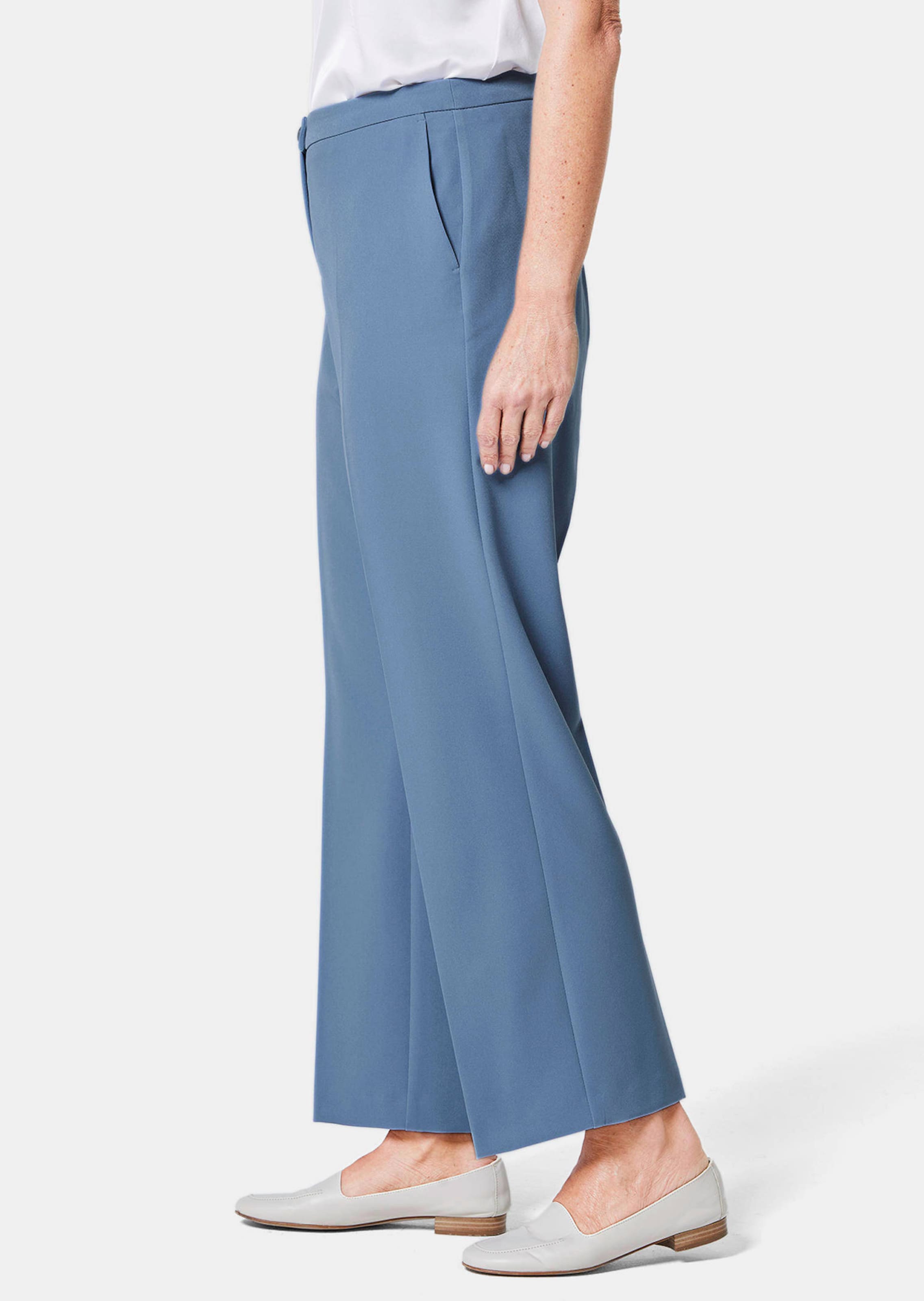 Elegante Hose Mit Etwas Weiterem Bein Atelier GOLDNER