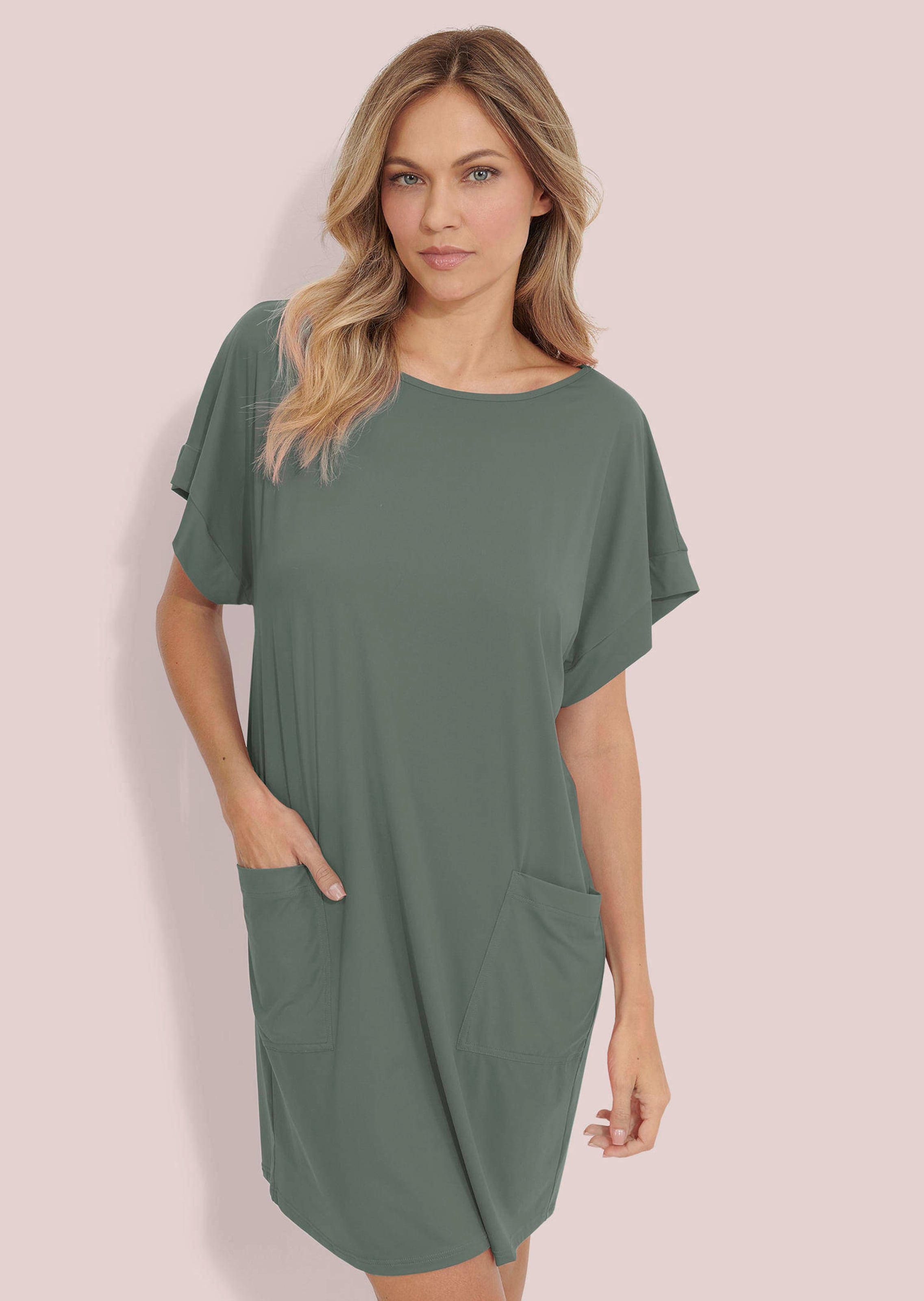 Legeres Strandkleid aus glatter Funktionsware