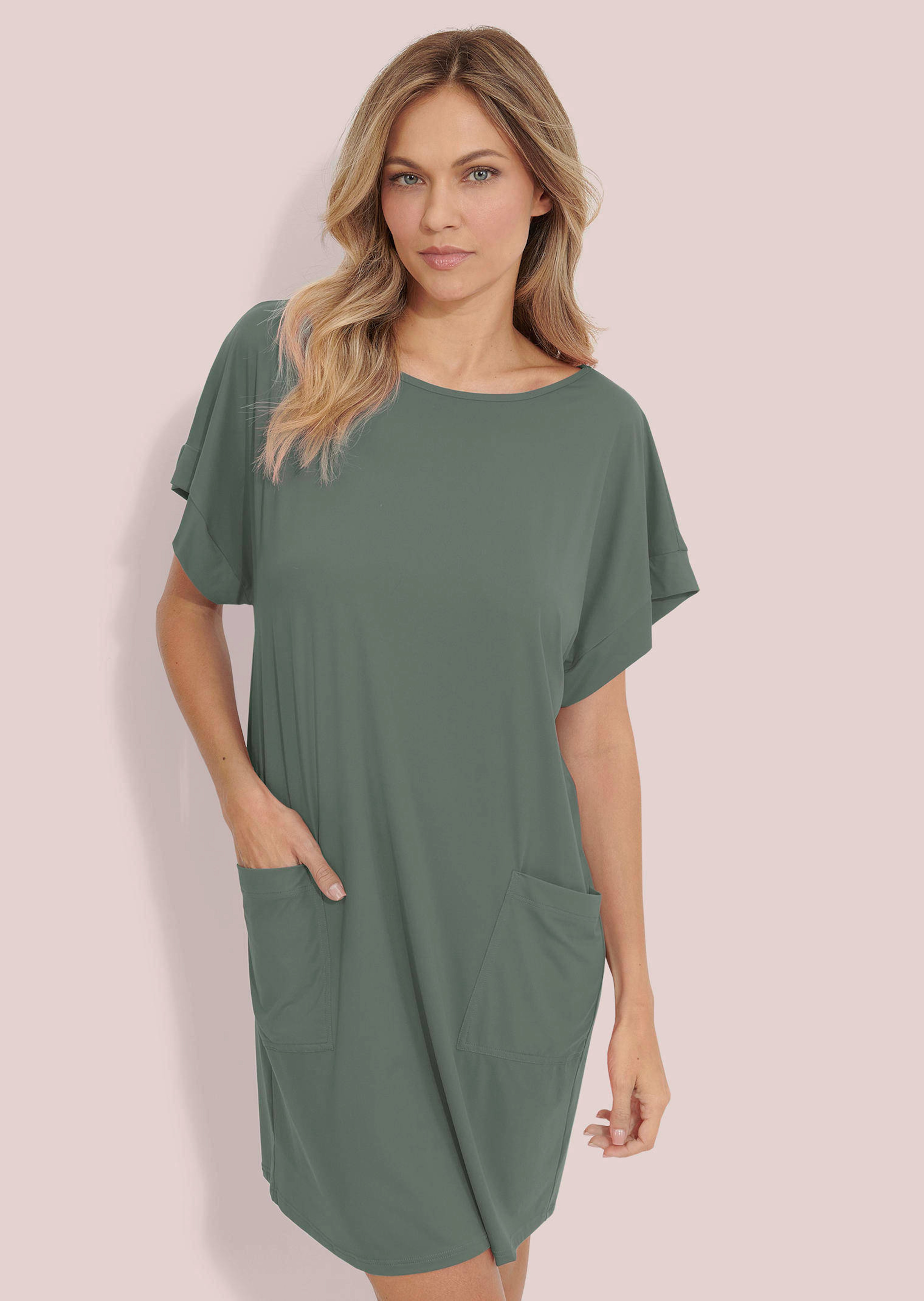 Legeres Strandkleid aus glatter Funktionsware