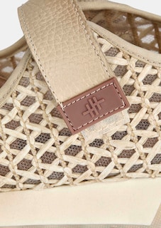 Ballerina thumbnail 3