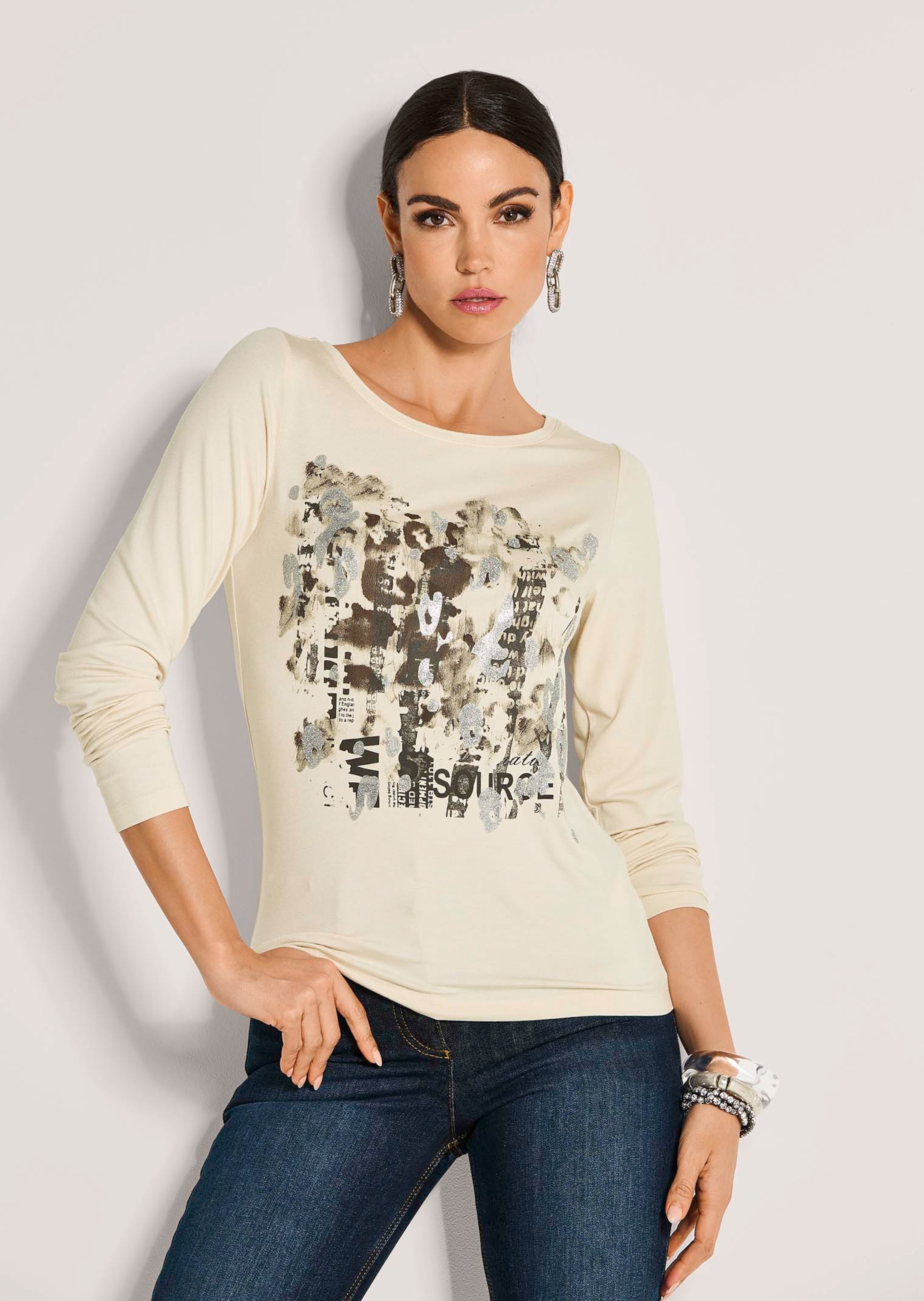 Top in pearl white / taupe / silver | MADELEINE Fashion