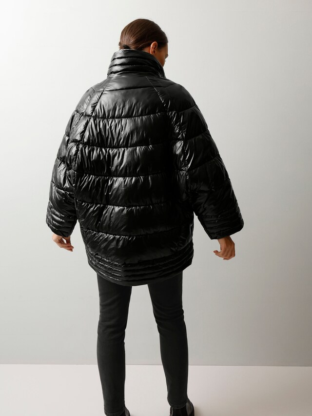 Steppjacke mit unterschiedlich großer Steppung 2