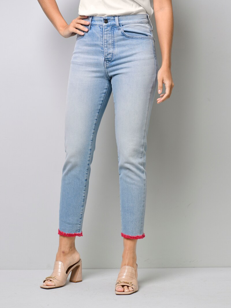 Jeans mit farbigem Beinabschluss
