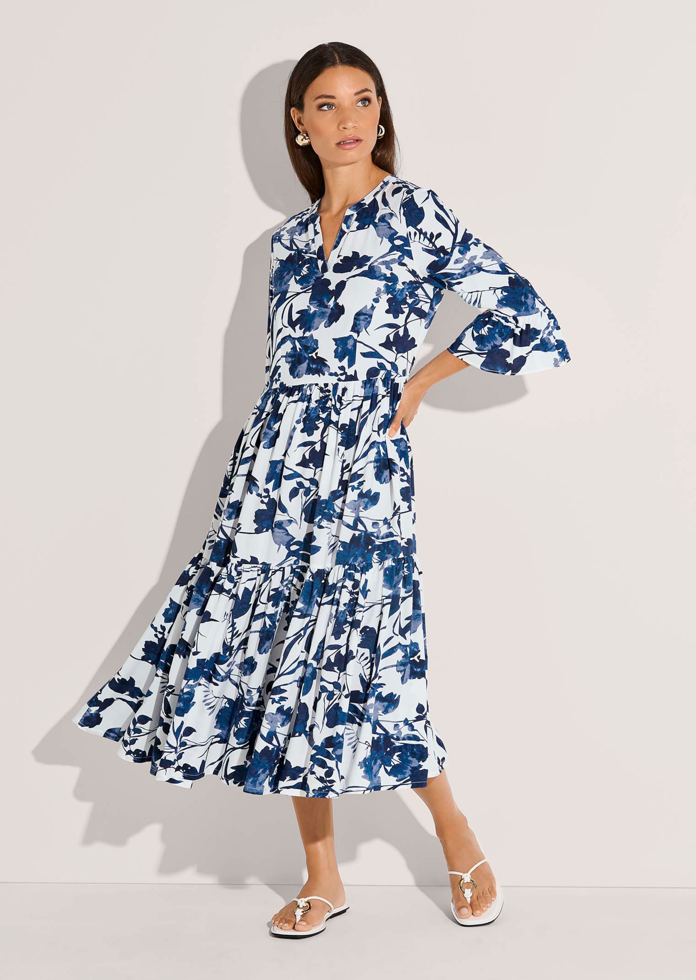 Robe sur bleu blanc MADELEINE Vetement