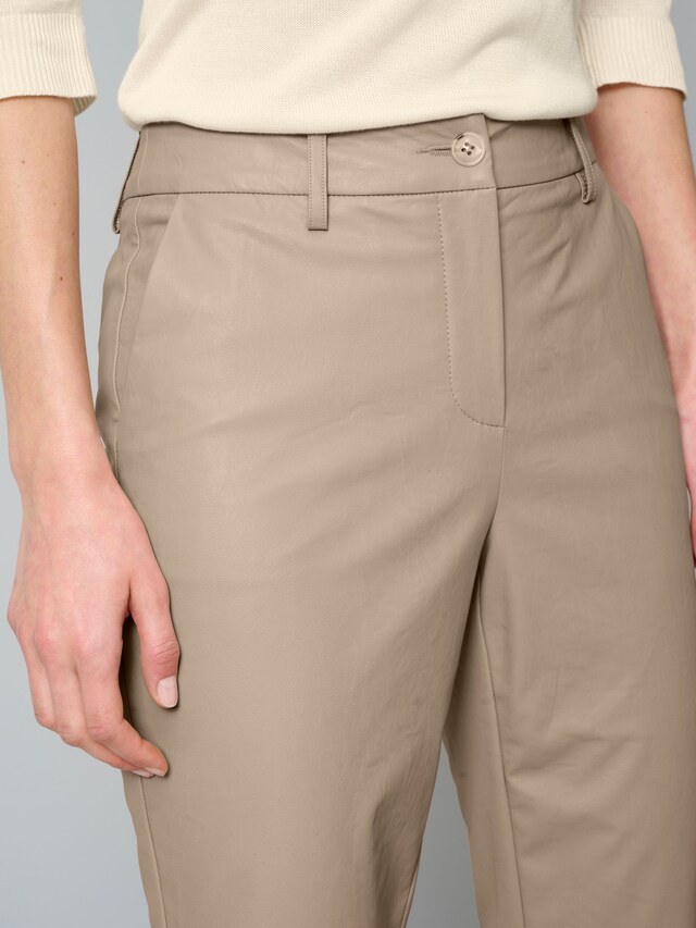 Hose aus Lederimitat 6