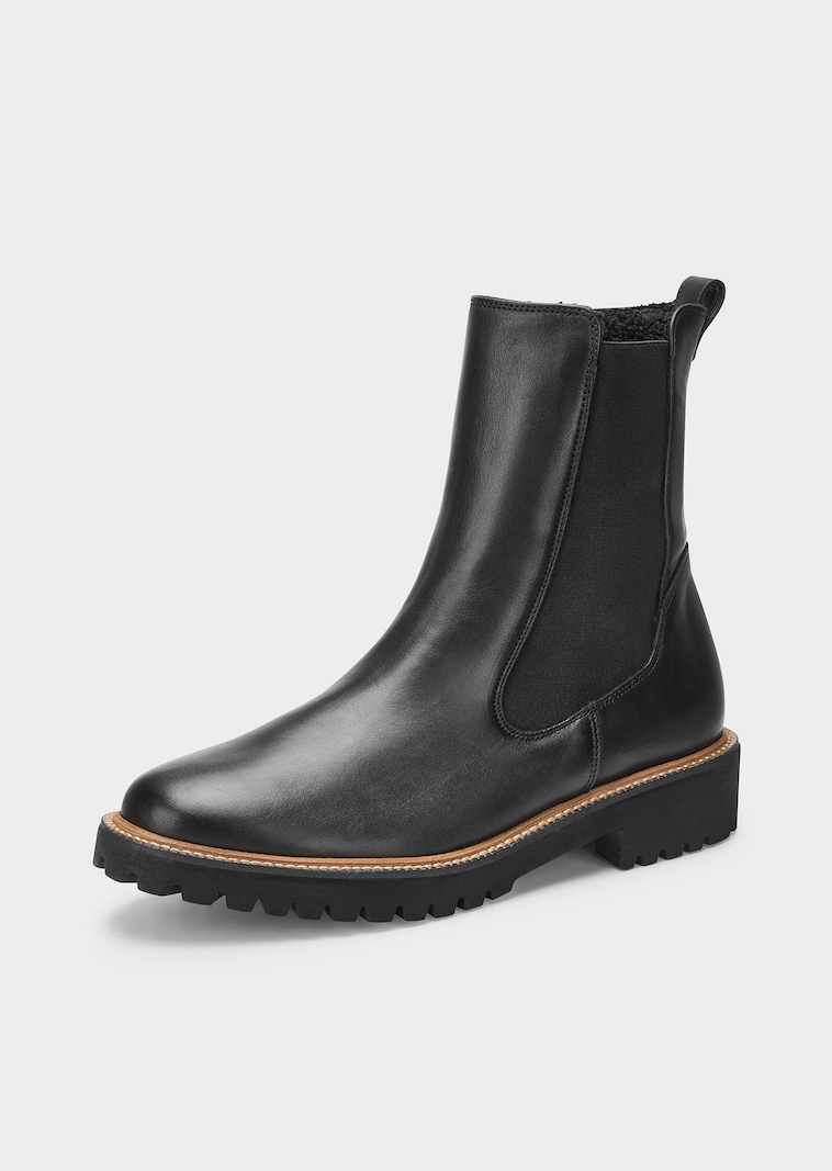 Chelsea boots