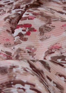 Näyttävä pliseepusero thumbnail 4