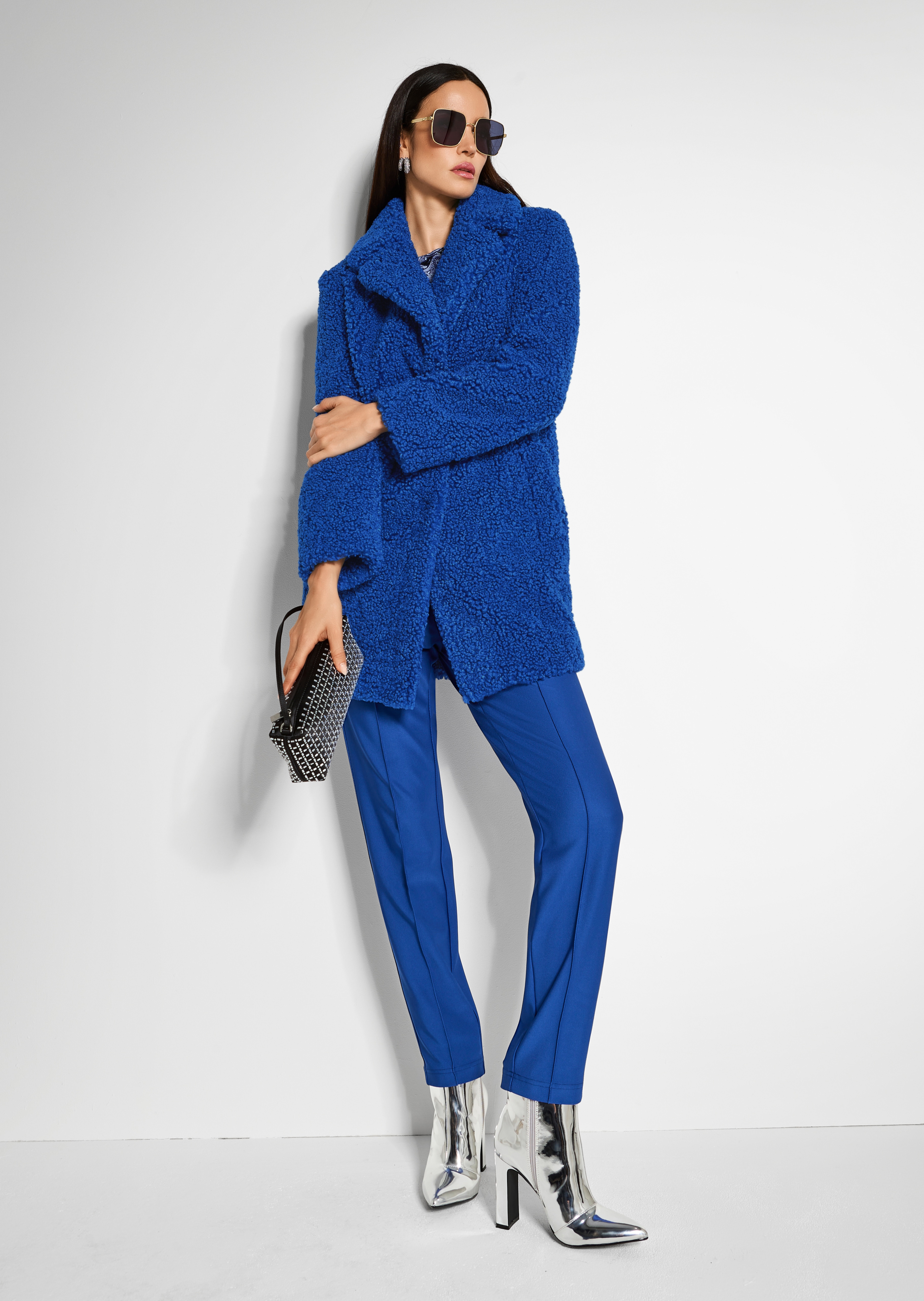 Manteau en fausse fourrure
