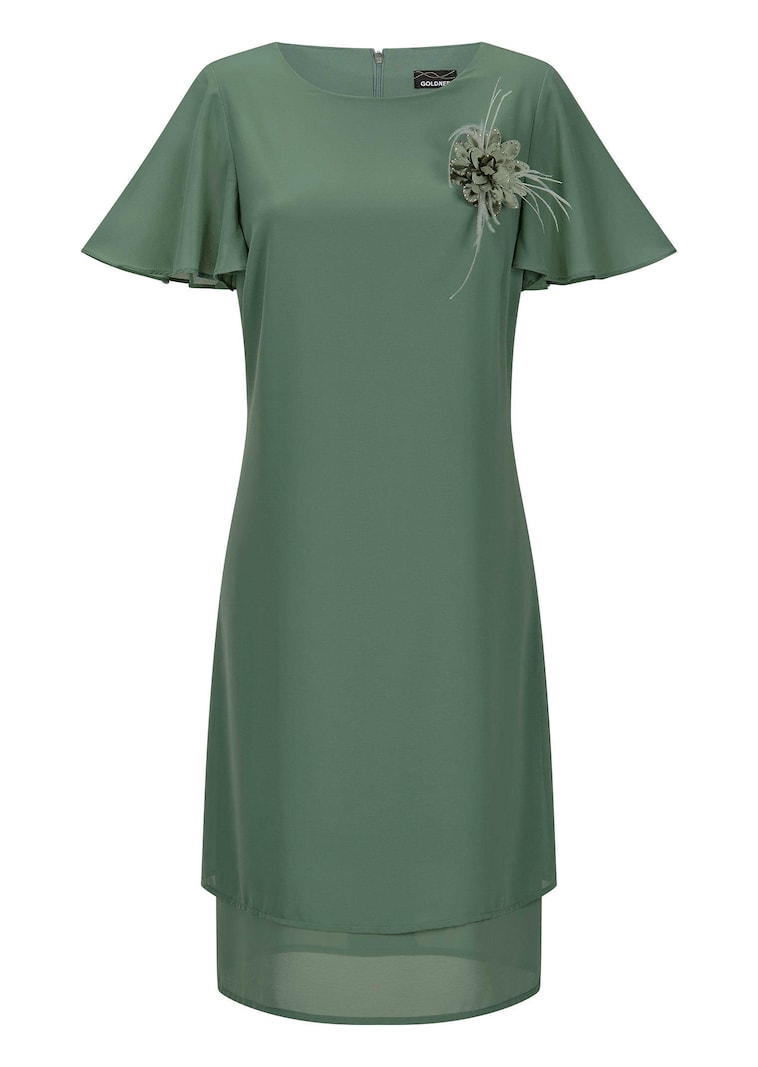 Elegantes Chiffon-Kleid mit Brosche