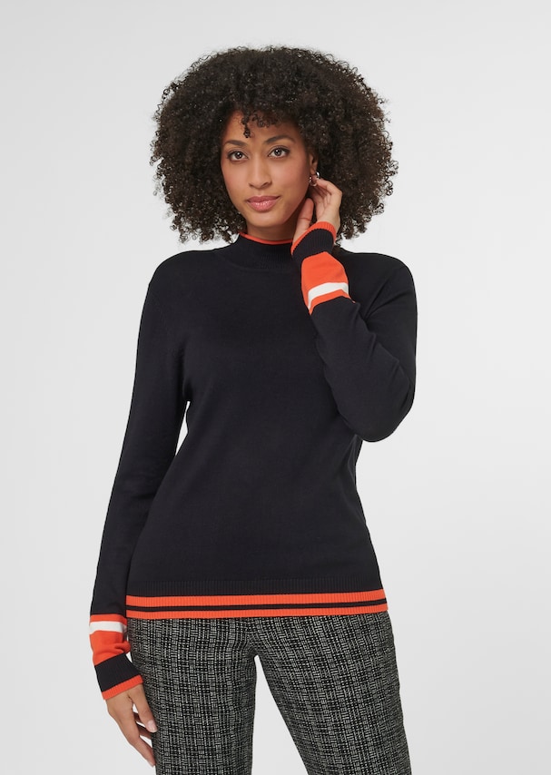 Fine knit jumper with stripes