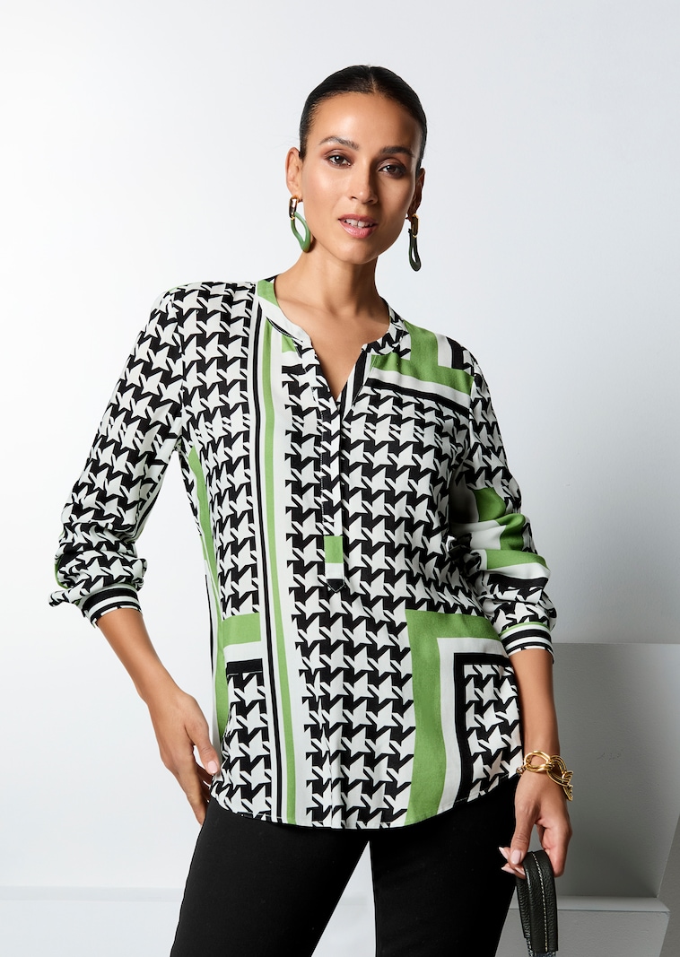 Blouse. Pure viscose