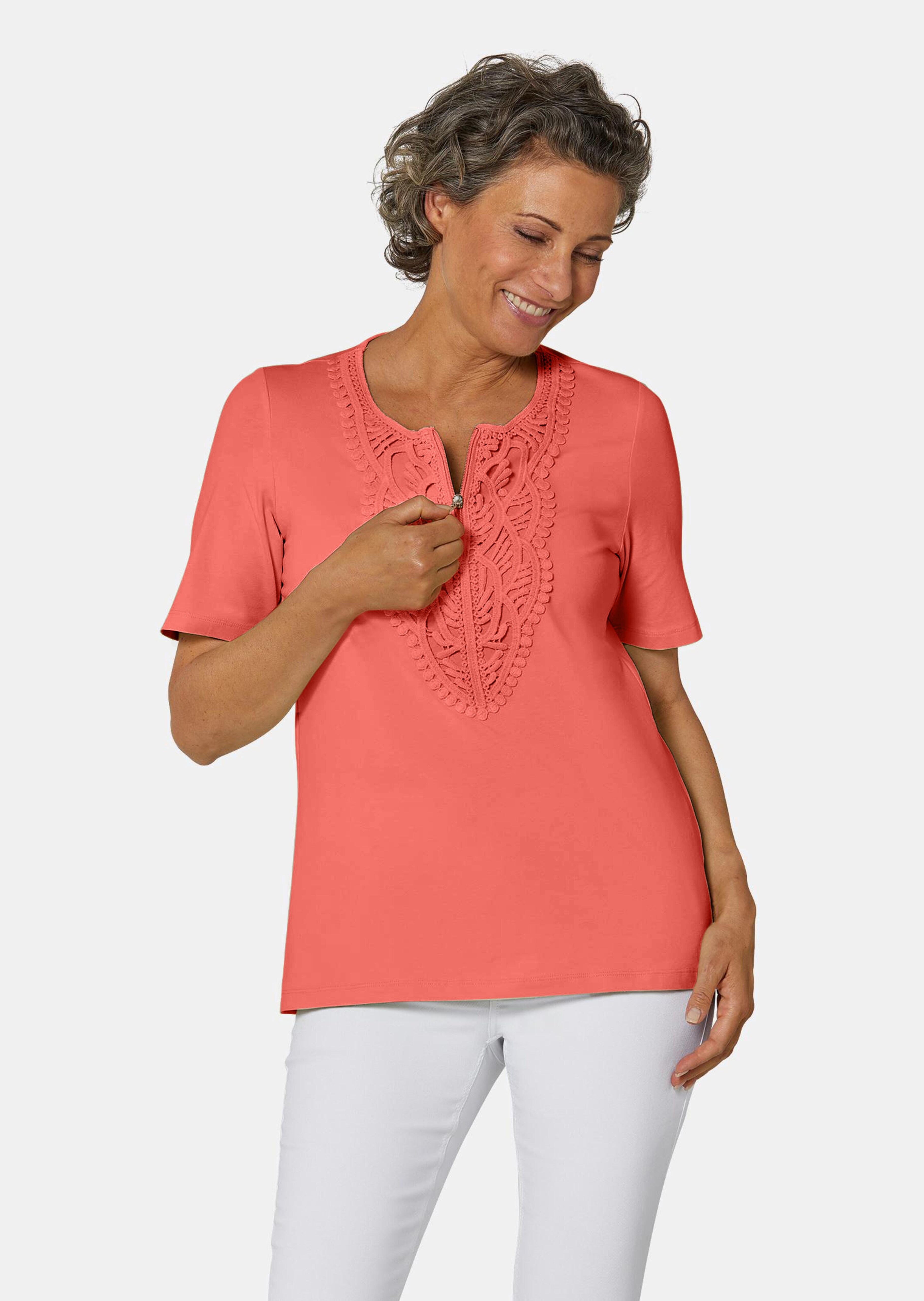 T-shirt à encolure arrondie en crochet