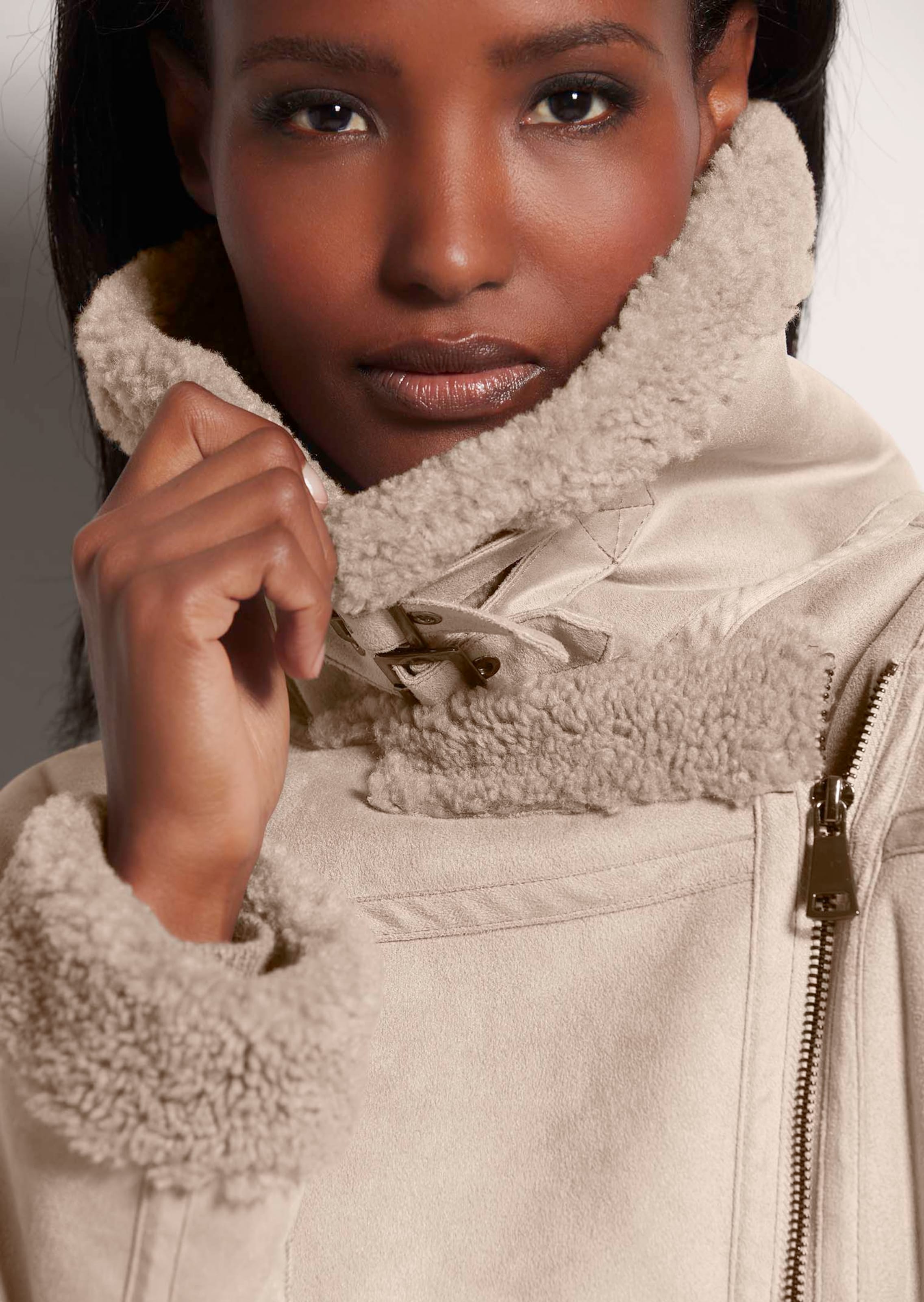 ジャケット・アウター Eaphi RUFFLE LAPEL JACKET beige Eaphi RUFFLE LAPEL JACKET beige eaphi RUFFLE LAPEL JACKET ベージュ