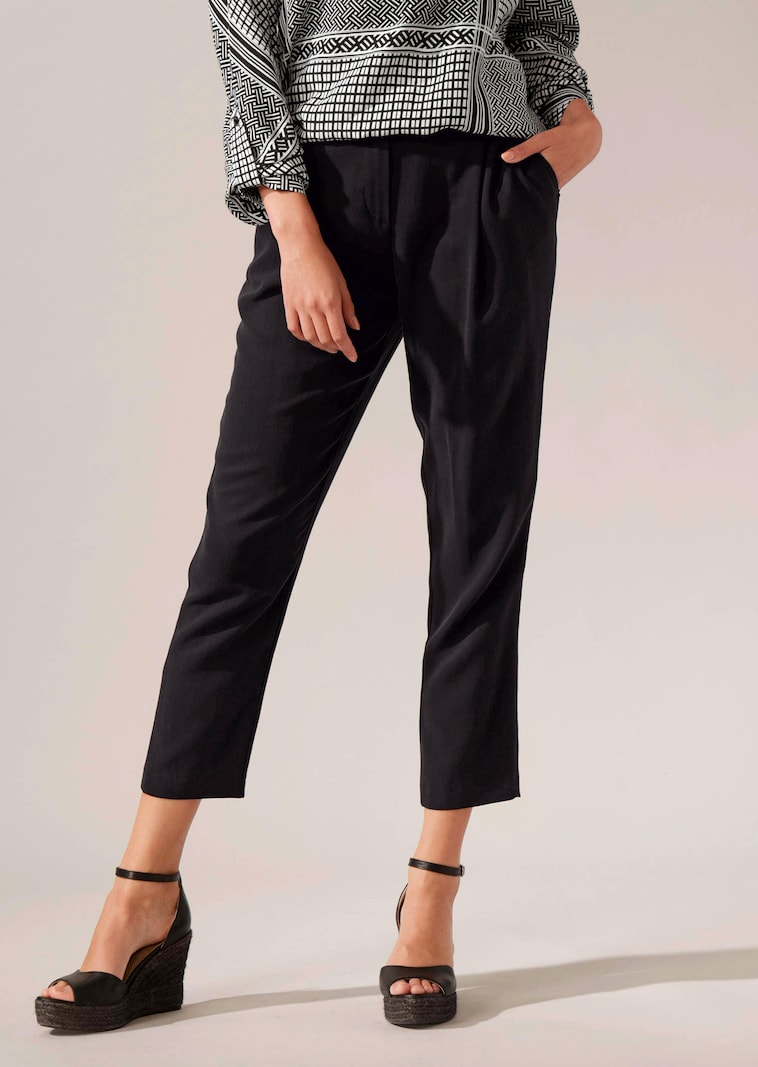 Chinohose aus tragekomfortabler Lyocellfaser